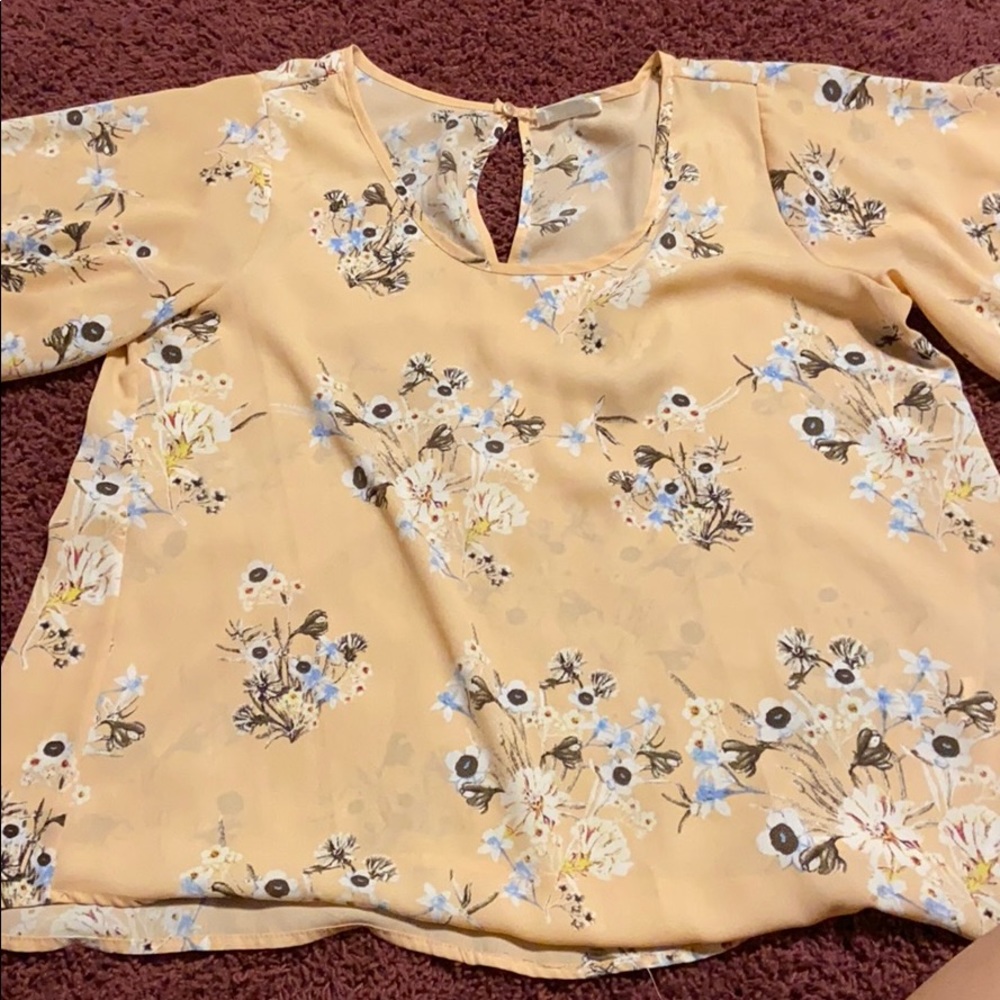 Flowy summer blouse